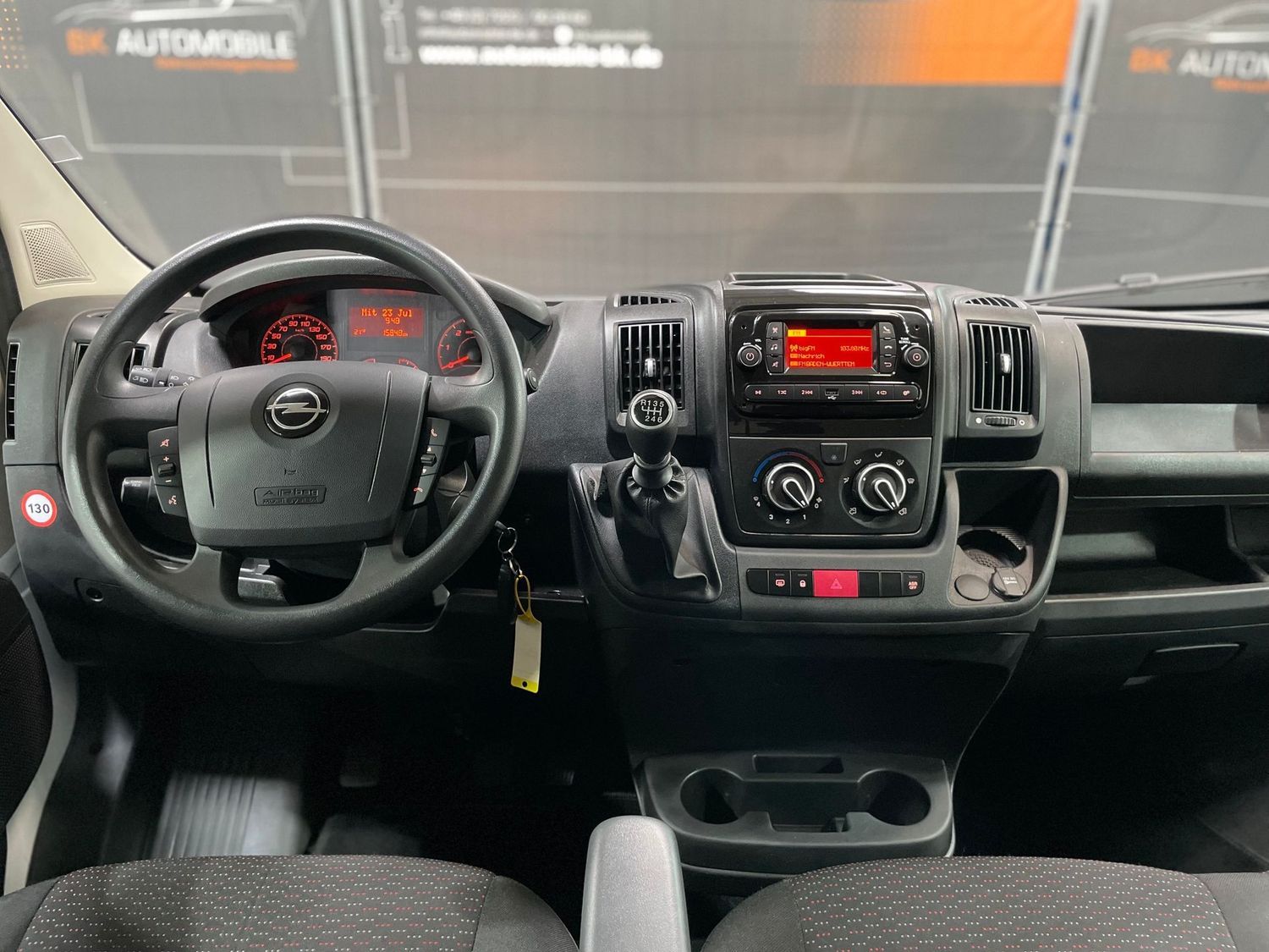 Fahrzeugabbildung Opel Movano HKa L2H2 3,5t Edition #Tempomat#Klima#PDC