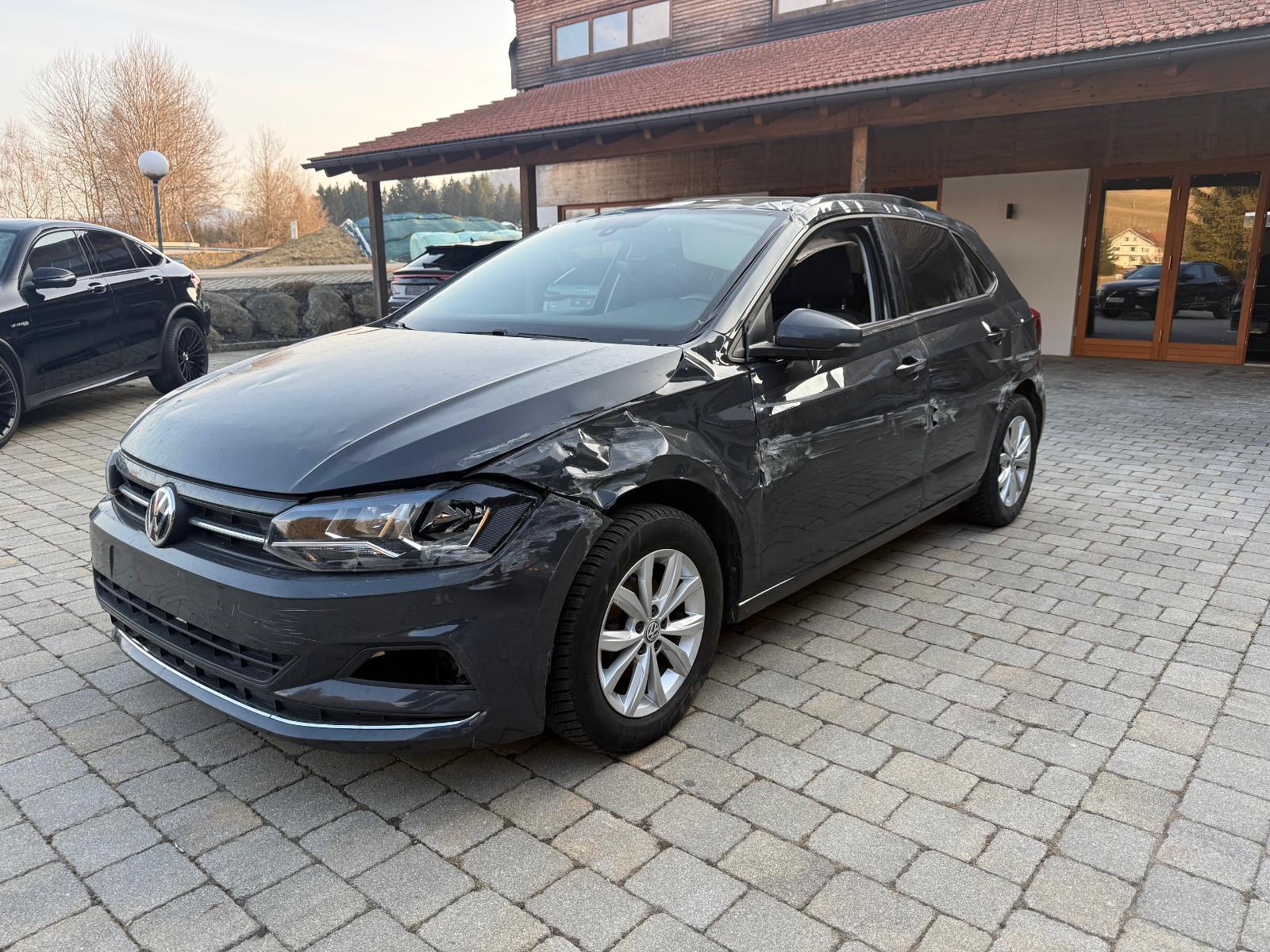 Volkswagen Polo VI 1.0 TSI Highline Climatronic/Navi