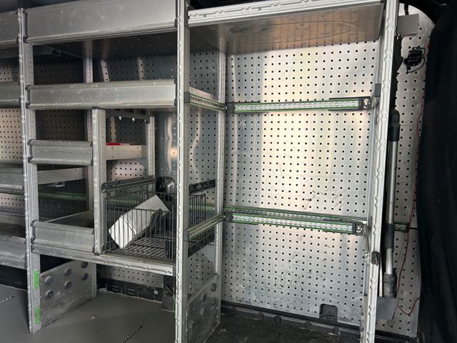 Fahrzeugabbildung Ford Transit Kasten 350 L3 Aut.+Werkstattausbau+Navi+