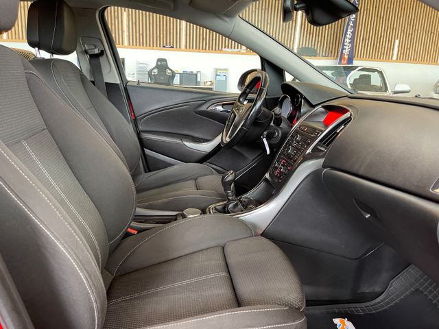 MYAUTOCENTER – Gebraucht- und Jahreswagen mit Werkstattservice in Pfaffenhofen Opel Astra J Lim. 5-trg. Cosmo *Klima*PDC*Tempomat*