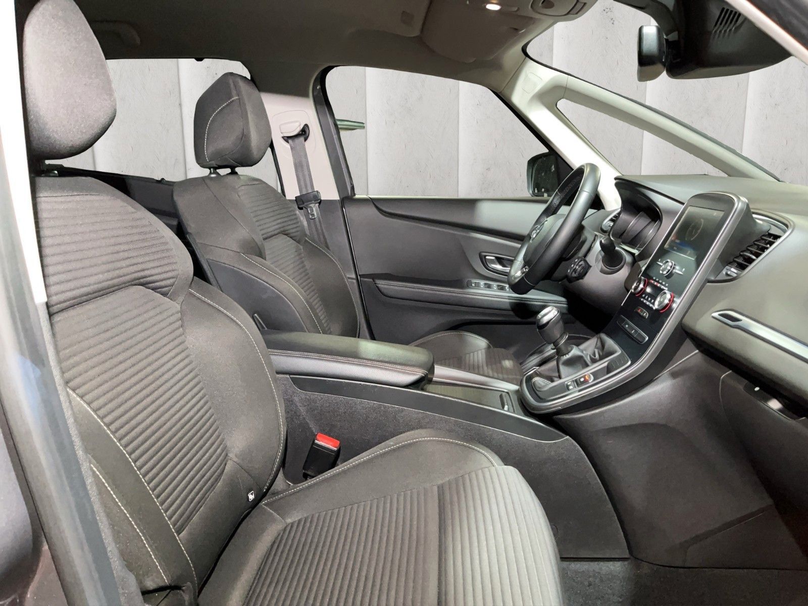 Fahrzeugabbildung Renault Grand Scenic *7-Sitzer*Navi*Kamera*PDC*Keyless**