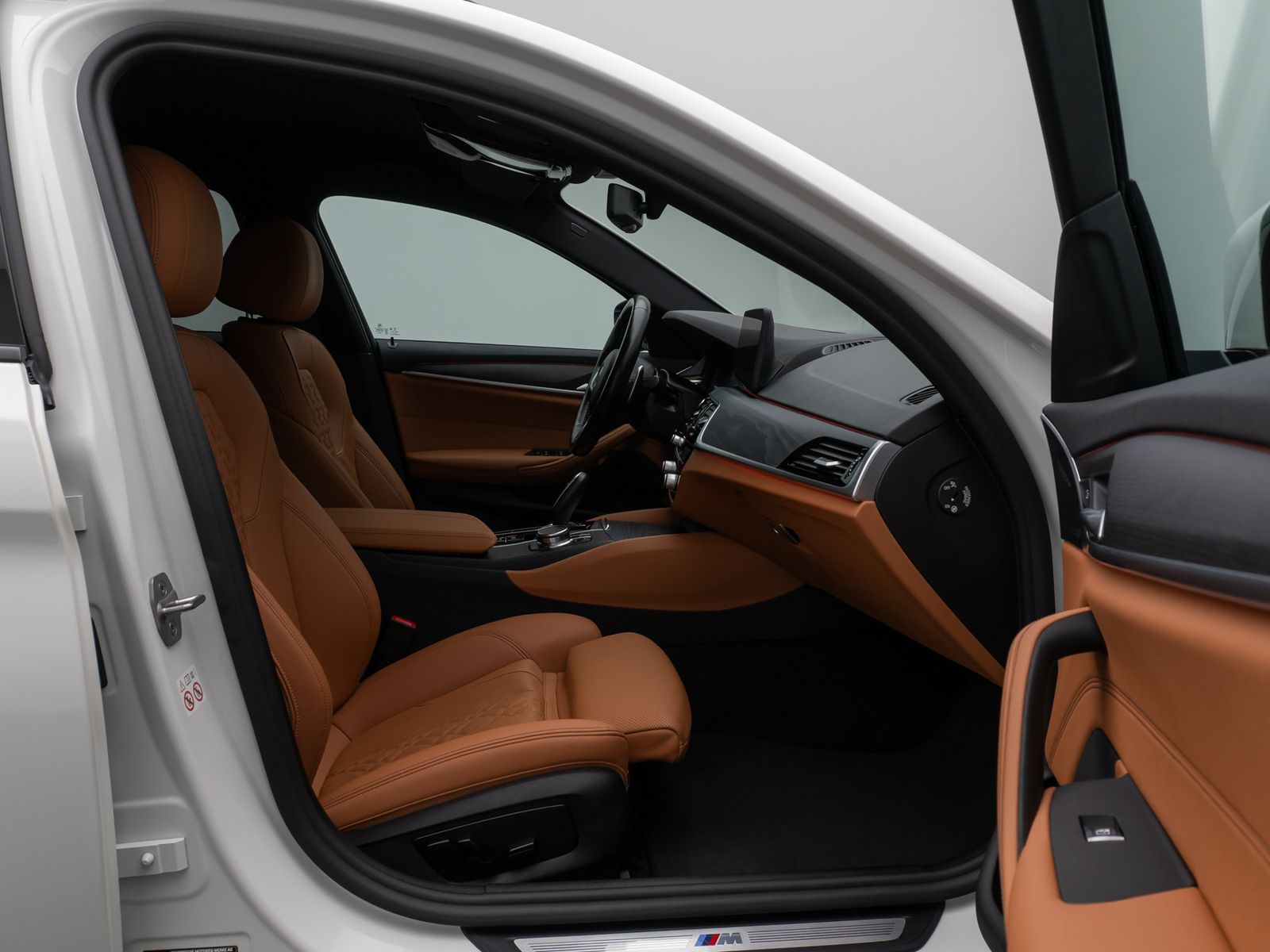 Fahrzeugabbildung BMW 520d M Sport Laser DAB Kamera 4*Klima Alarm 18"