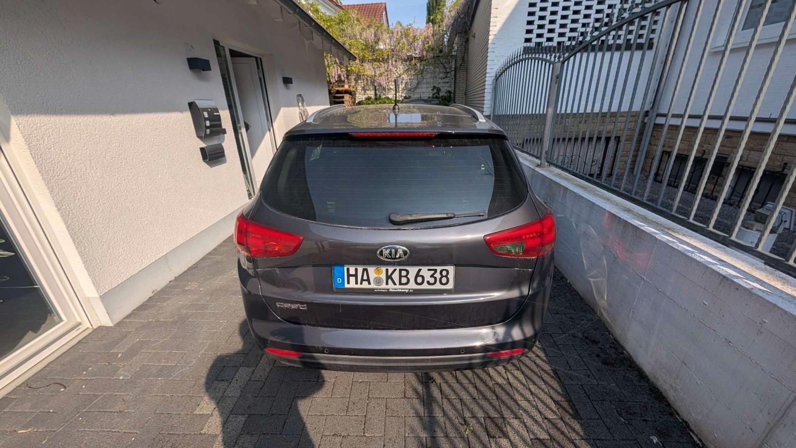 Kia cee'd Sportswagon 1.6 GDI DCT Spirit, AHK, Navi