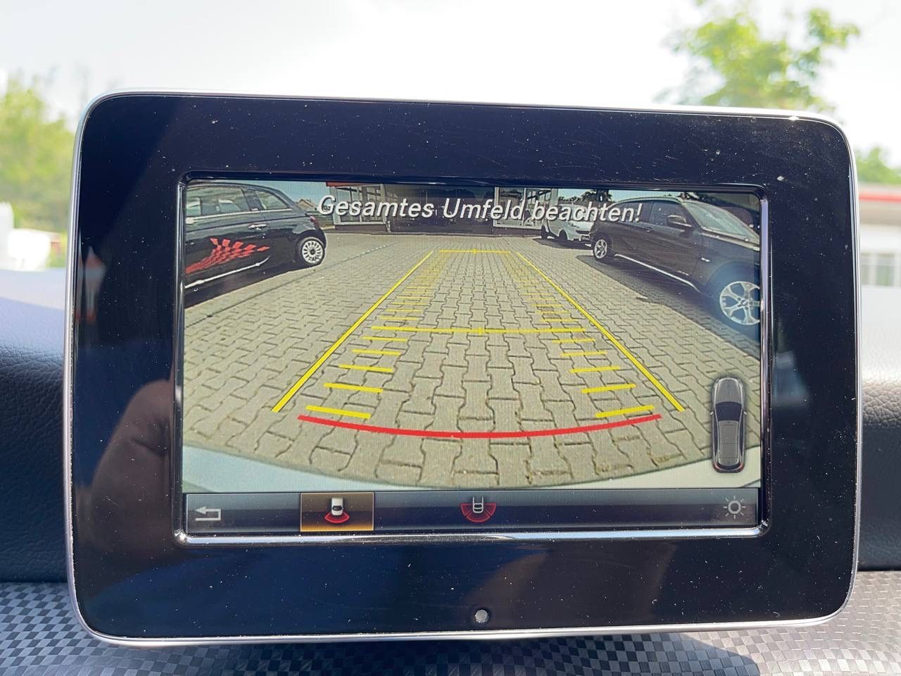 Fahrzeugabbildung Mercedes-Benz A 200 Urban*Rückfahrkamera*LED*Tempomat