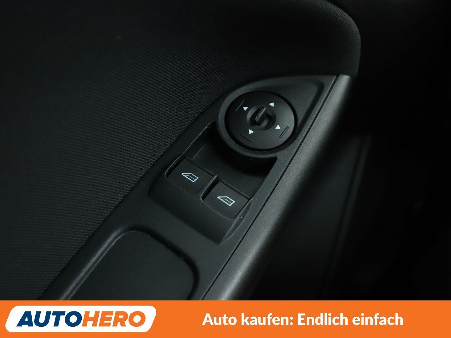 Ford Focus 1.0 EcoBoost Business*NAVI*TEMPO*PDC*SHZ*