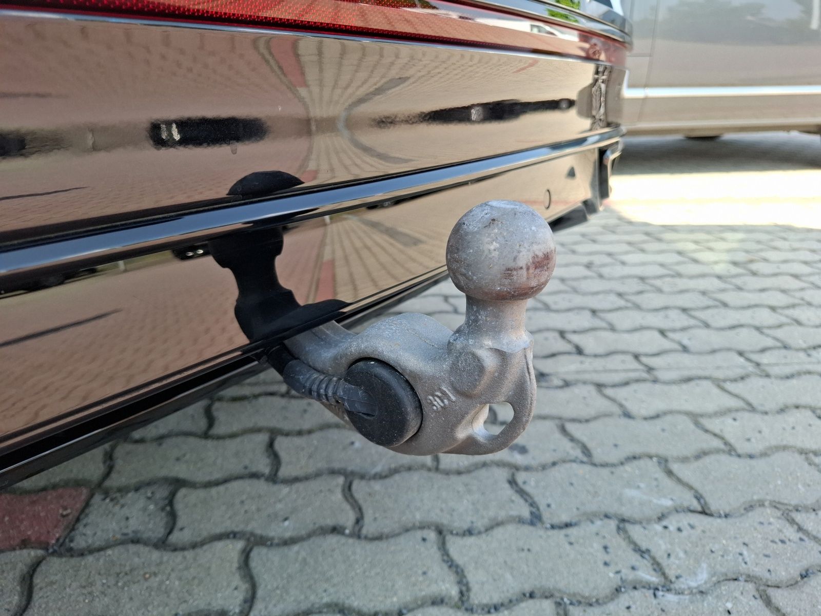 Fahrzeugabbildung Volkswagen Tiguan TDI R-Line DSG STH Matrix AHK Navi AID AC