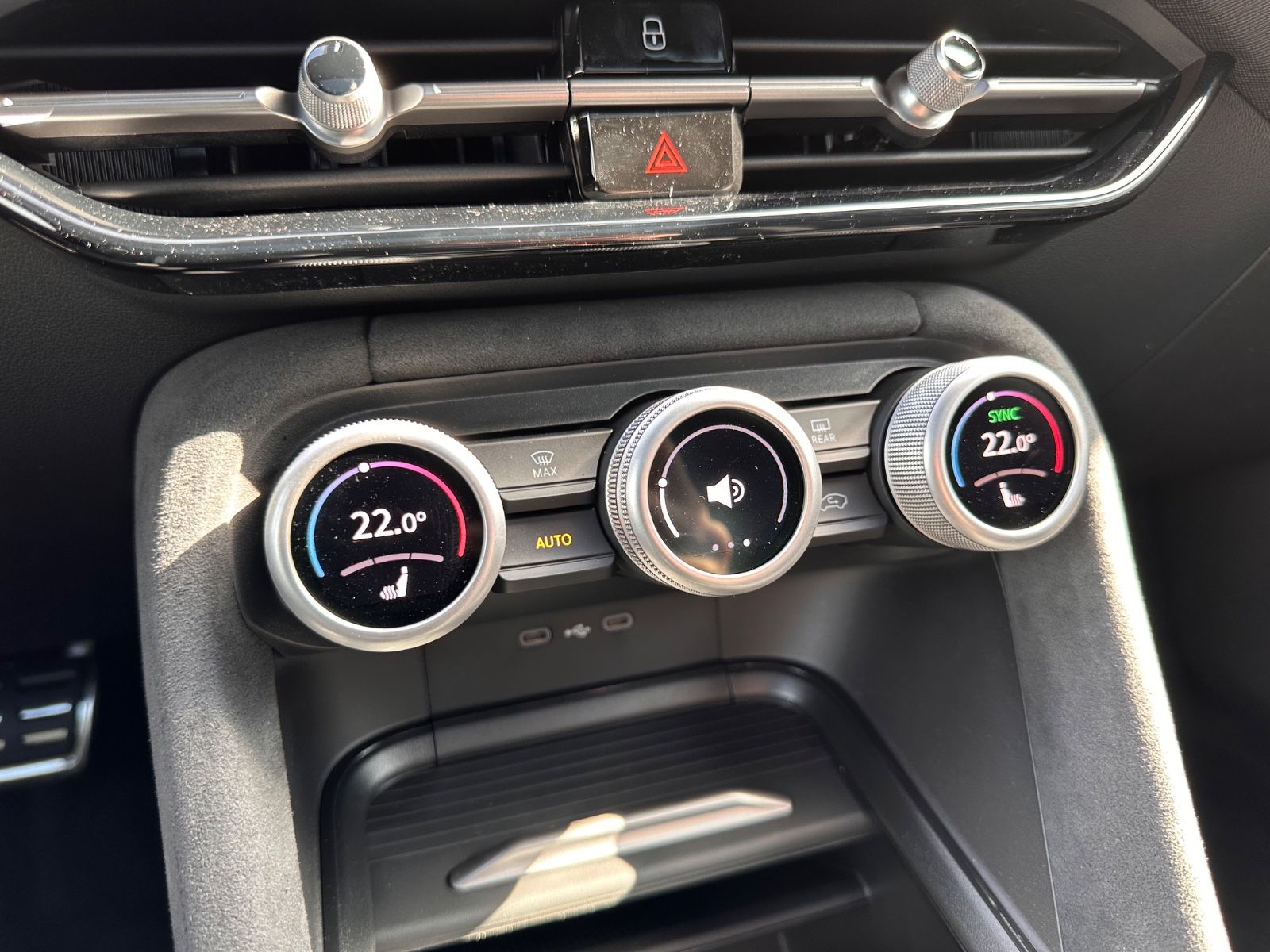 Fahrzeugabbildung SKODA Kodiaq 2.0 TDI 4x4 Sportline Matrix/AHK/Pano/7