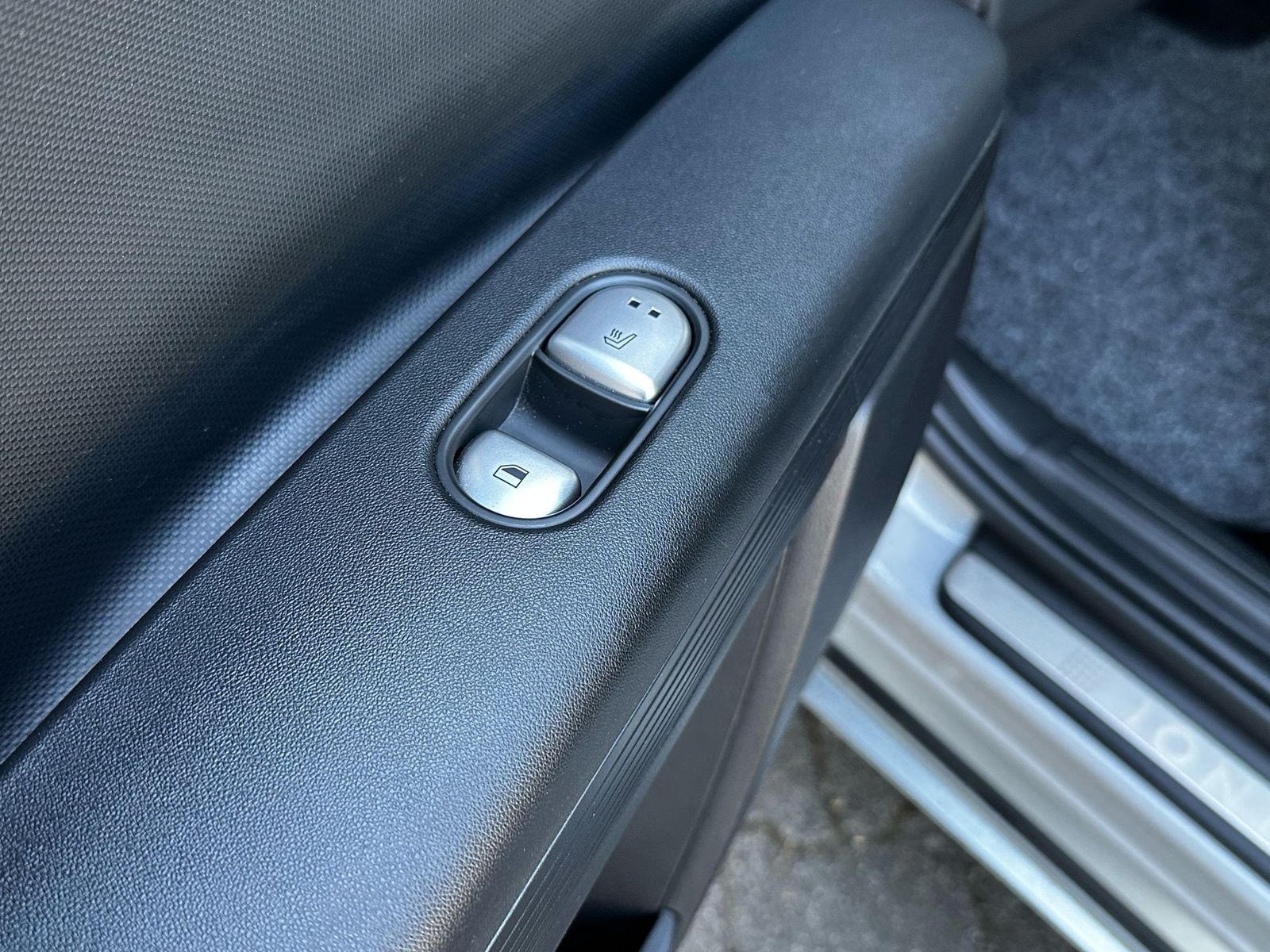Fahrzeugabbildung Hyundai Ioniq 5 Techniq 2WD WERKSGAR NAVI+LED+KAMER+WP+