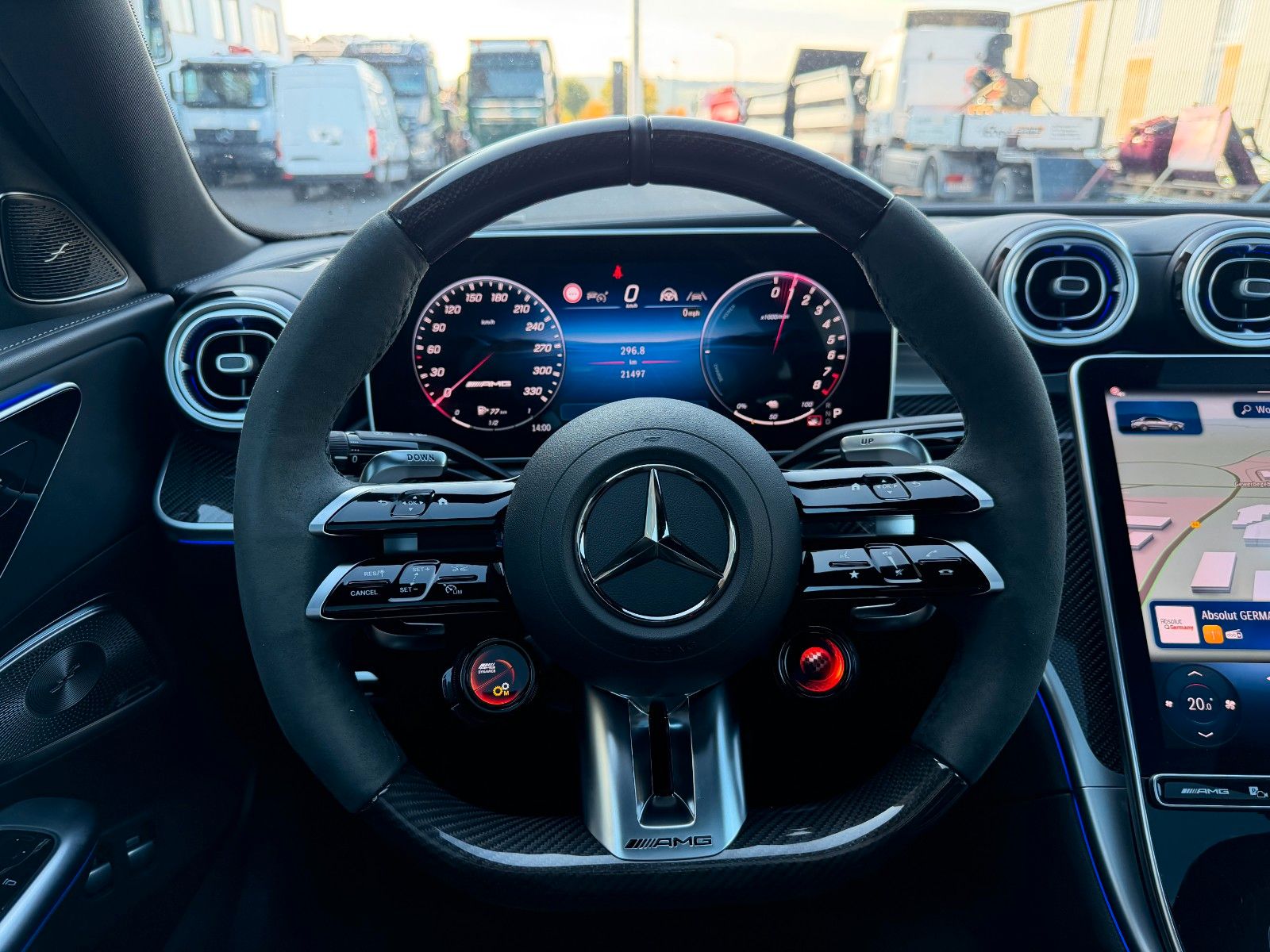 Fahrzeugabbildung Mercedes-Benz C 63 SE AMG DRIVERS+BURM+HUD+SKLIM+PANO+NAPPA