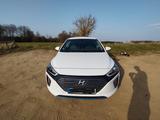 Hyundai IONIQ 1.6l GDi HYBRID Premium Premium - Hyundai IONIQ von privat