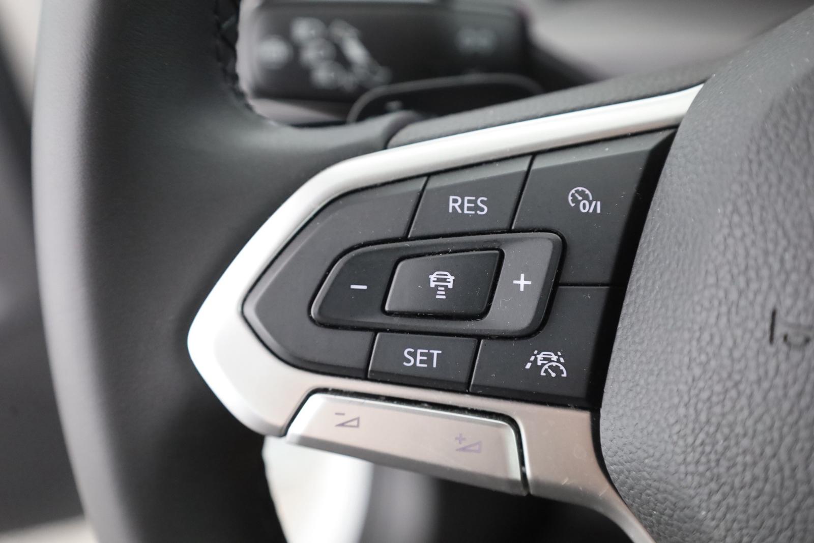 Volkswagen Golf VIII 2.0 TSI DSG Style LED Navi ACC Kamera, миниатюра 15