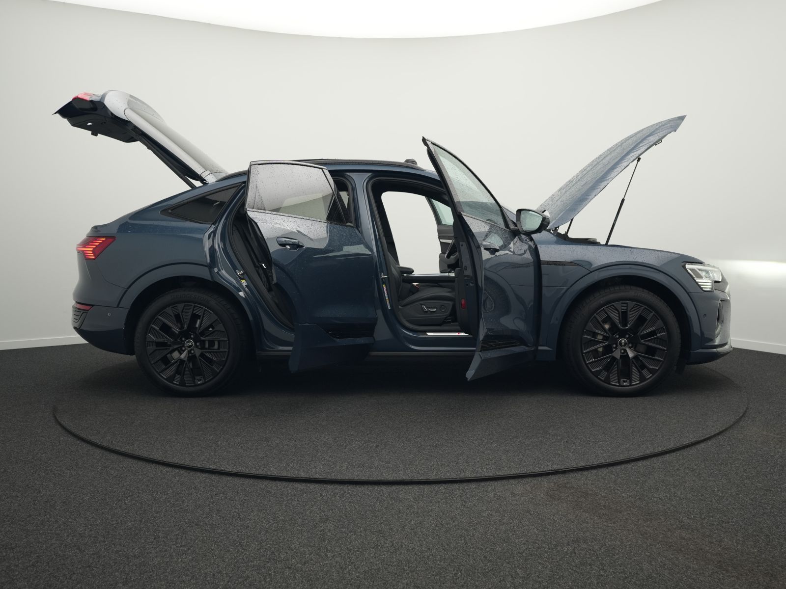 Audi Q8 e-tron - Bild 39