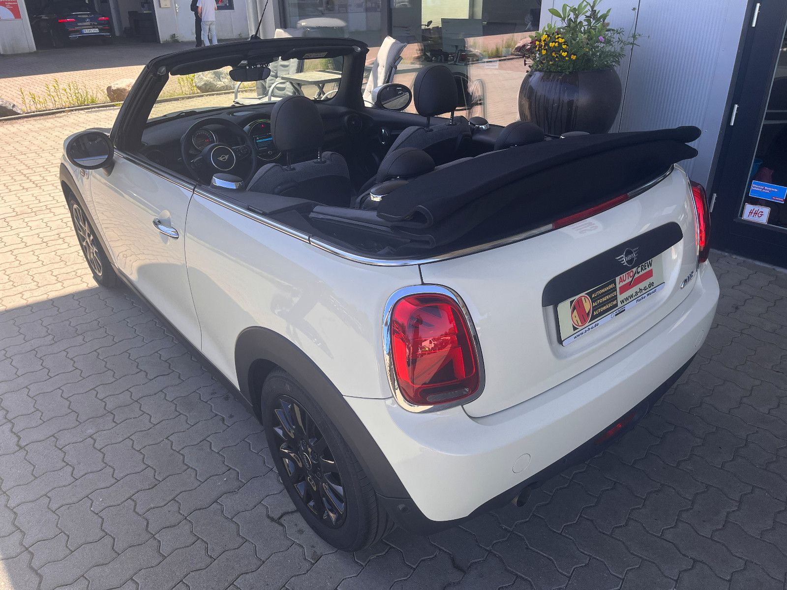 Fahrzeugabbildung MINI One Cabrio