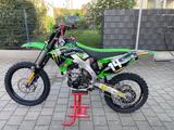 Kawasaki KXF 250 - KAWASAKI MOTOCROSS DIRT BIKE
