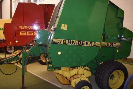 John Deere 580