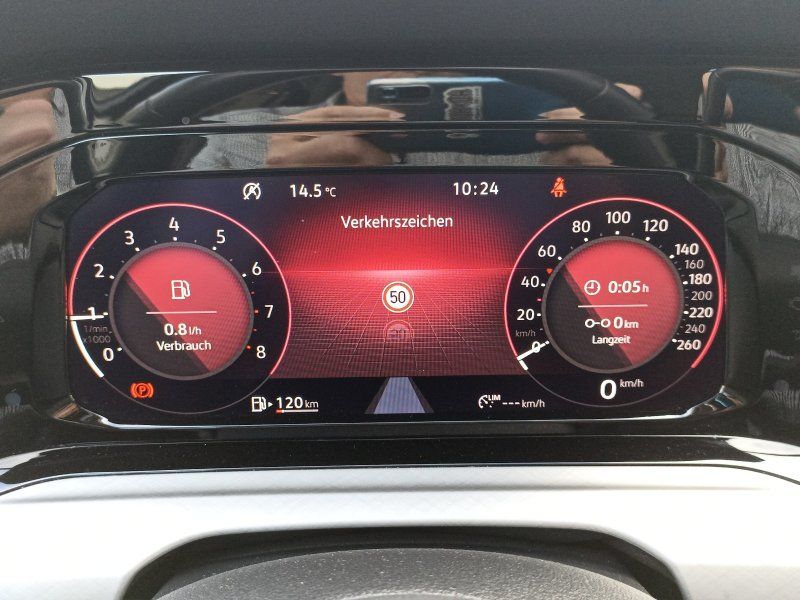 Fahrzeugansicht 11 Fahrzeugabbildung Volkswagen Golf VIII 1.5 TSI Life SMART-LINK+NAVI+LED-PLUS