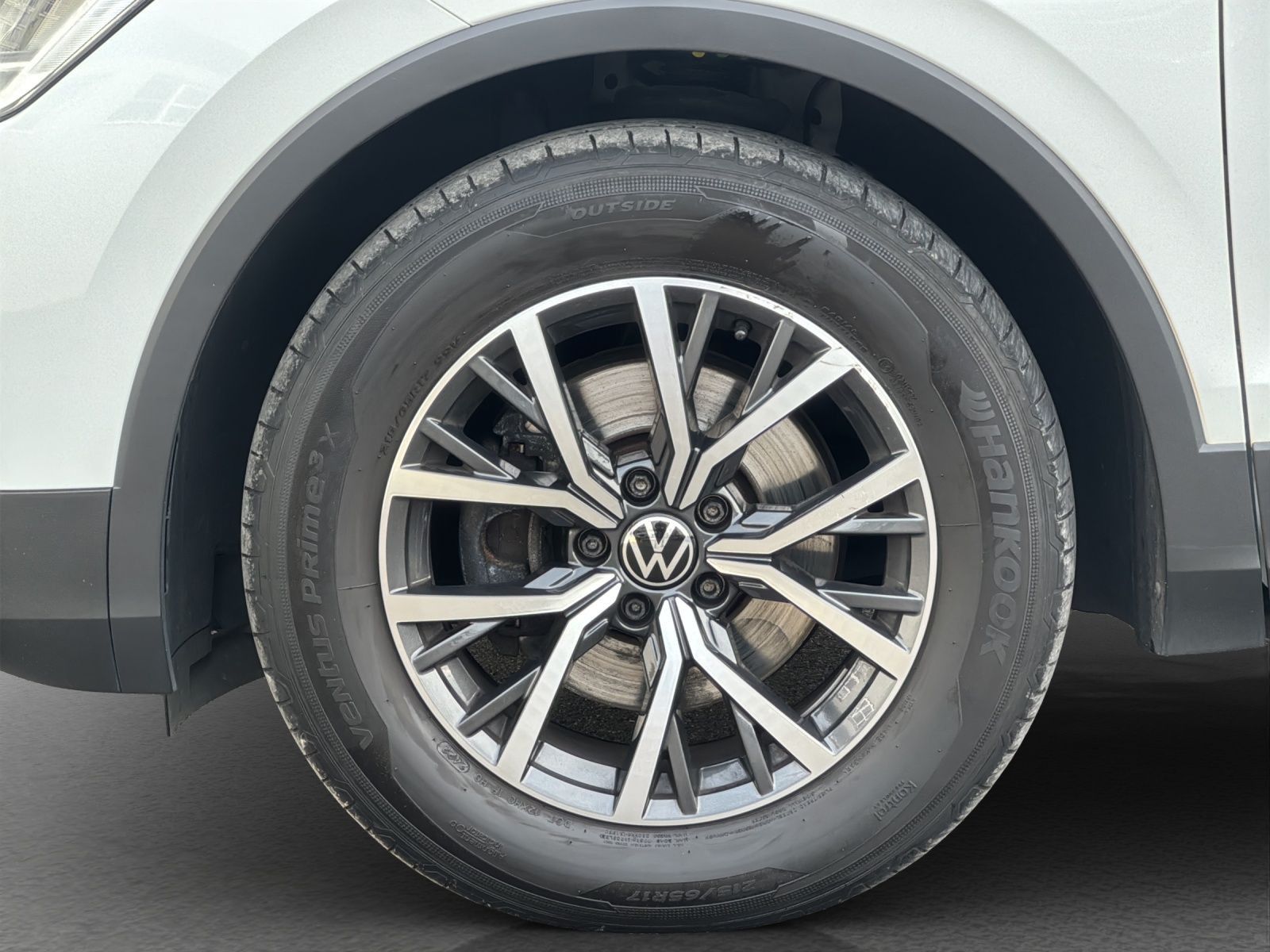 Volkswagen Tiguan - Bild 12