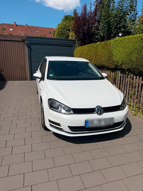 Image of Volkswagen Golf