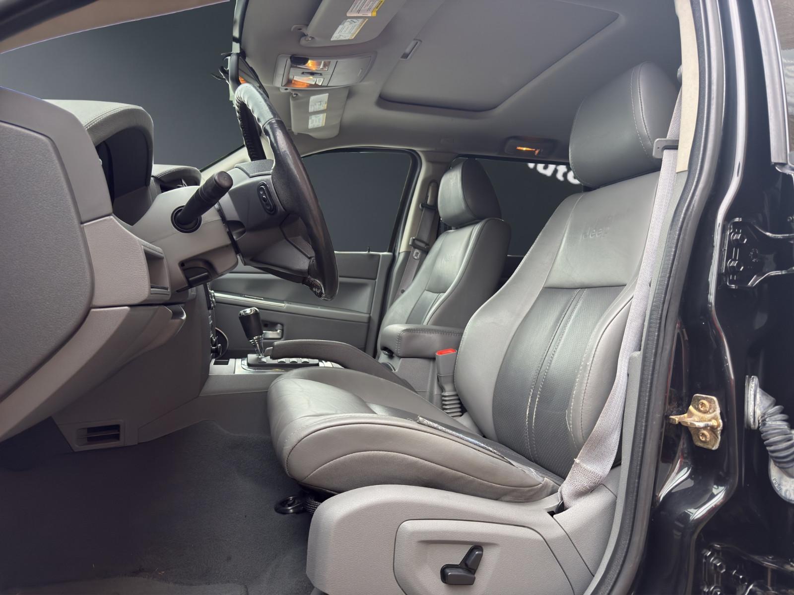 Jeep Grand Cherokee 3.0 CRD Limited 218ch - 2 ème main - Entretien Jeep - Toit ouvrant - Attelage
