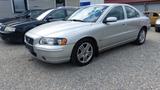 Volvo S60 Lim. D5 Momentum - gebrauchte Volvo S60 aus dem Jahr 2006