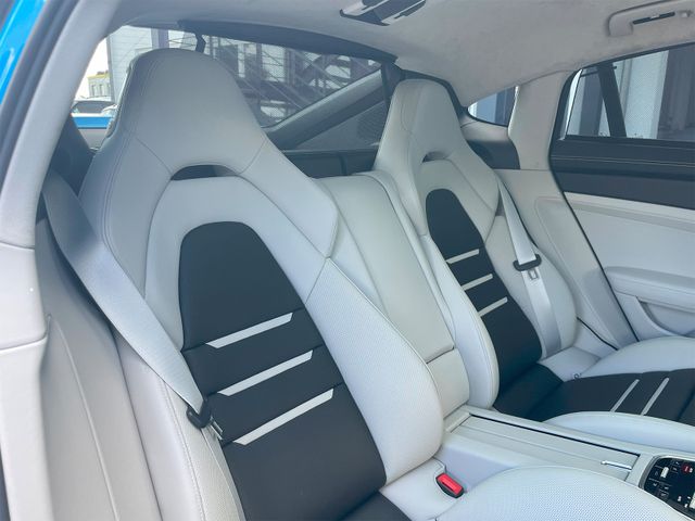 Porsche Panamera Turbo*PTS*PCCB*Chrono*Burmester*18-Wege