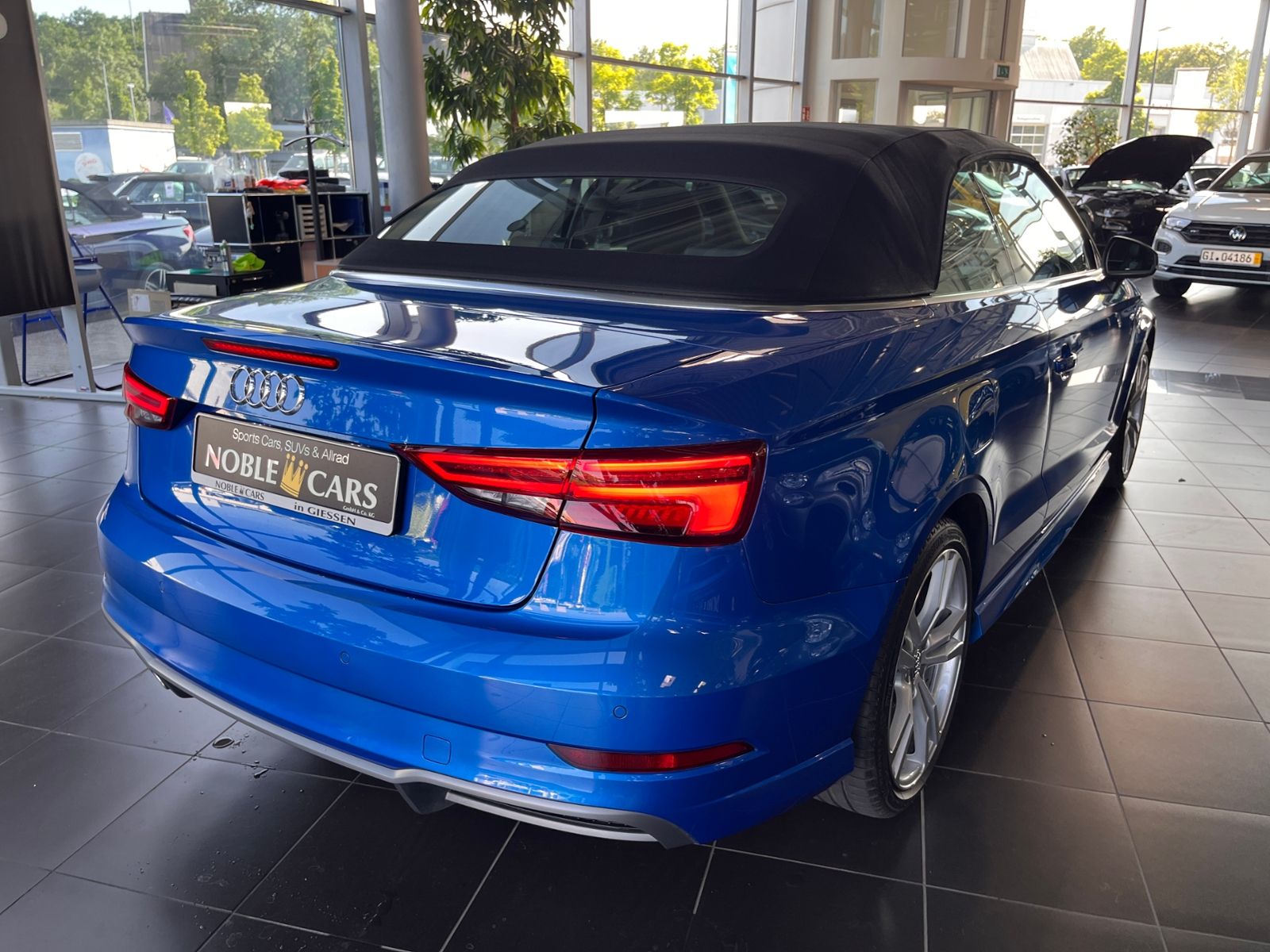 Fahrzeugabbildung Audi A3 Cabriolet S-Line AHK LED NAVI