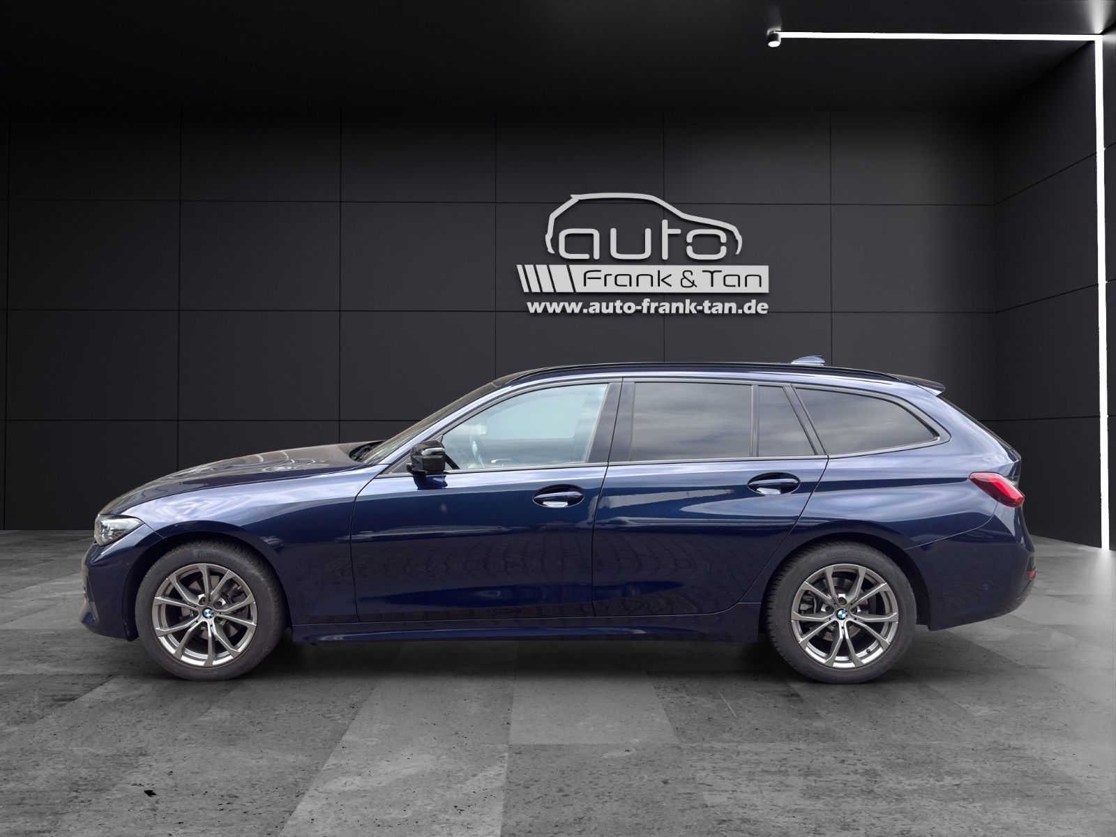Fahrzeugabbildung BMW 320 d xDrive Touring *Ambiente*Sport Line* AHK*