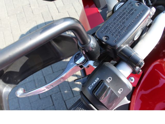 Honda VFR1200X Cross Tourer