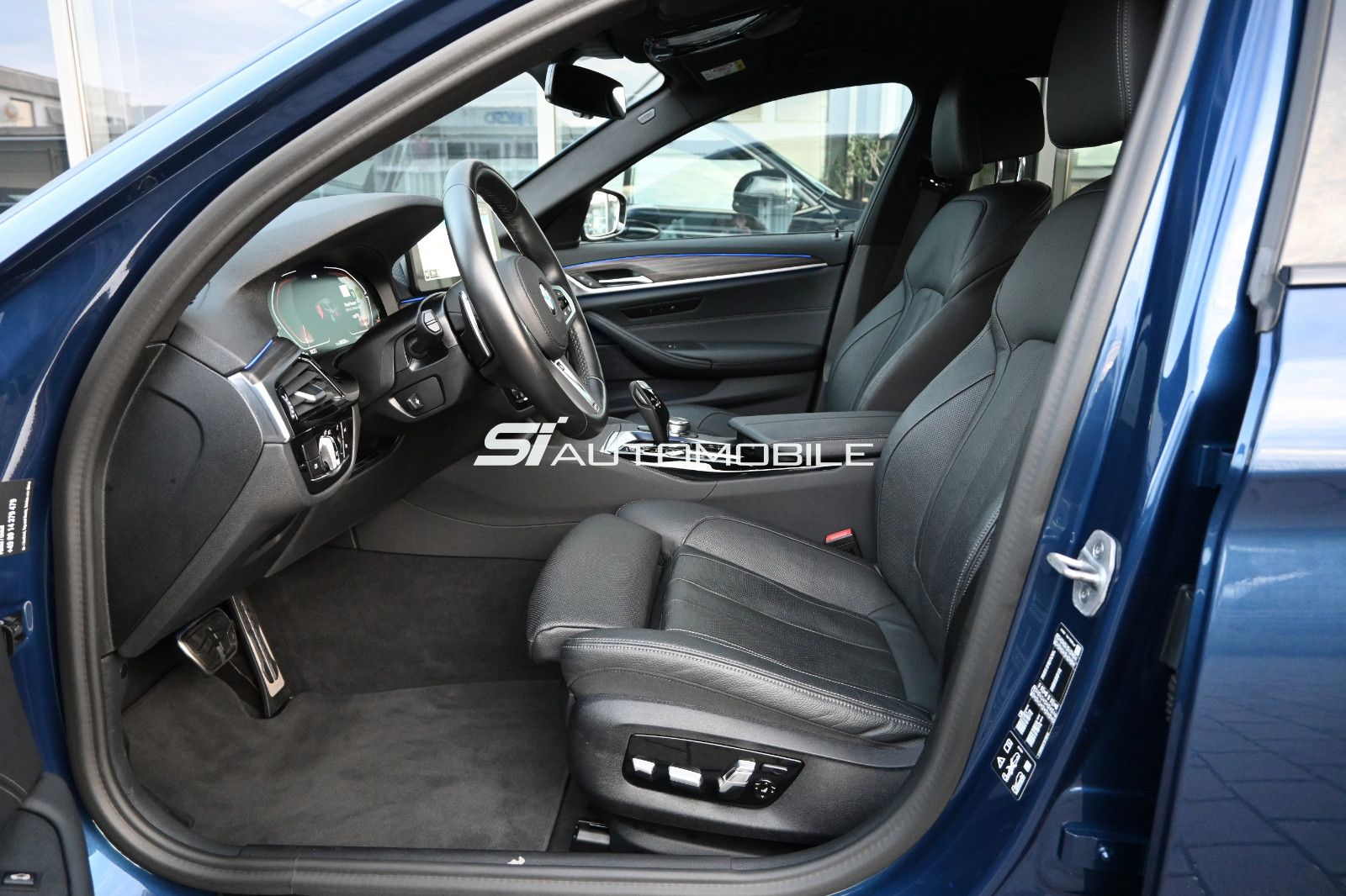 Fahrzeugabbildung BMW 530d xDr M SPORT °UVP 98.219€°AD.DRIVE°STHZG°20"