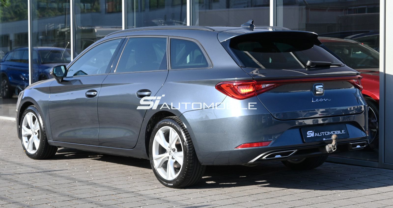 Fahrzeugabbildung SEAT Leon 2.0 TDI FR DSG Sportstourer °AHK°STANDHEIZ°