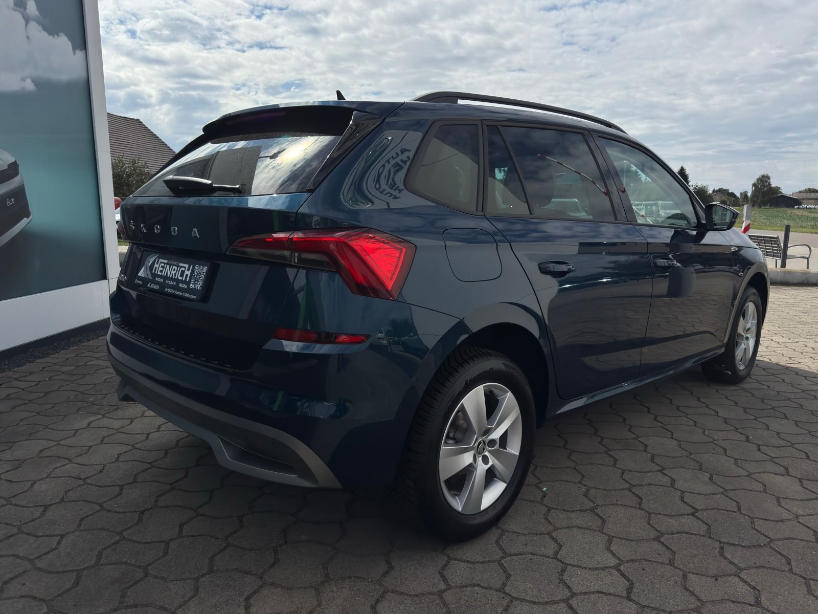 Fahrzeugabbildung SKODA Kamiq 115PS 6-Gang*RFK*LED*SMartLink*Allwetter