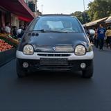 Renault Twingo Initiale 1.2 16V Initiale - gebrauchte Renault Twingo aus dem Jahr 2001