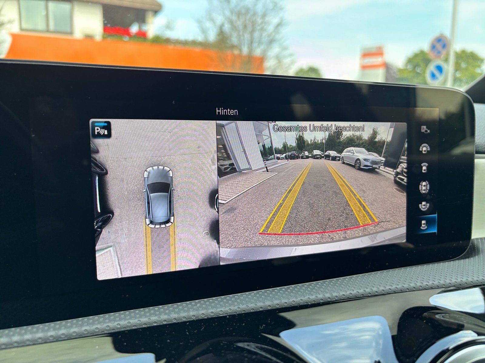 Fahrzeugabbildung Mercedes-Benz A 250 e Progressive*Pano*MultBeam*Distronic*360*
