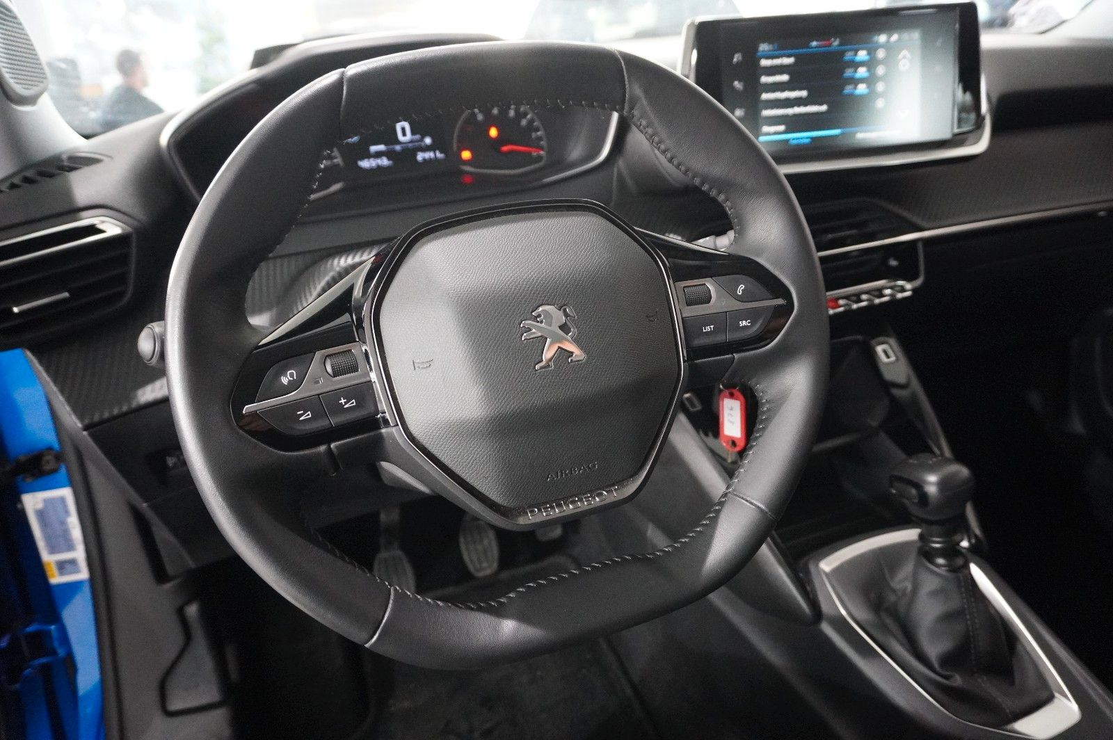 Fahrzeugabbildung Peugeot 2008 1.2 PURETECH NAVI/SHZ/KAMERA/TEMP/DAB+
