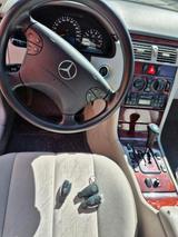 Mercedes-Benz Mercedes E 200. BJ  2000 aus zweiter Hand ... - Mercedes-Benz E 200 aus 2000