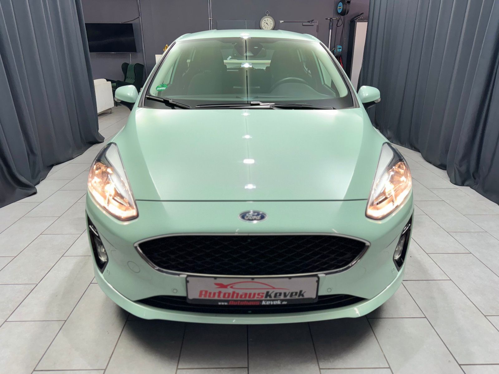 Fahrzeugabbildung Ford Fiesta Cool & Connect*AUTOMATIK*NAVI*PDC*