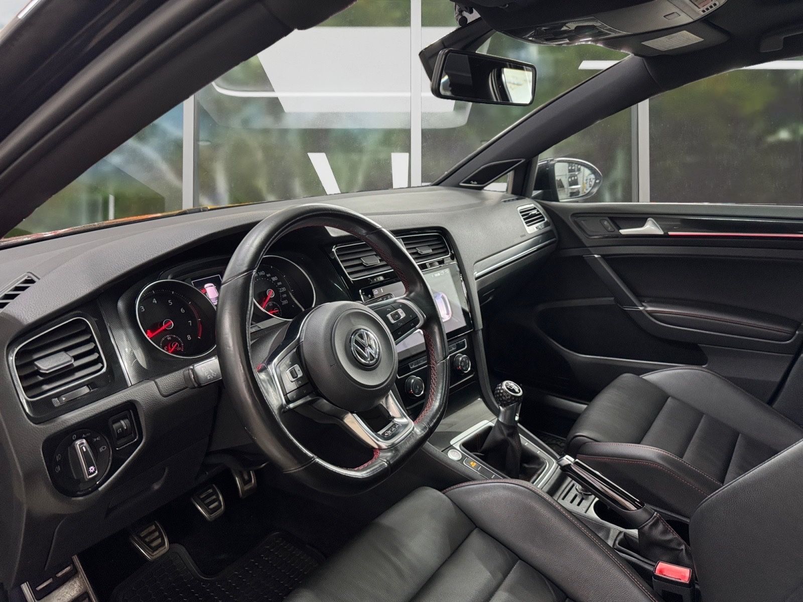 Volkswagen Golf 2.0 TSI BMT GTI, Wenig Km, Scheckheft foto 11