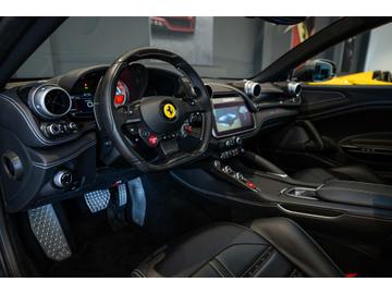صورة 10 لـ 2018 Ferrari GTC4LUSSO