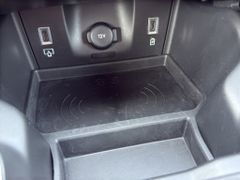 Fahrzeugabbildung DS Automobiles DS 7 BlueHDI 130 Aut. OPERA LEDER Panoramadach