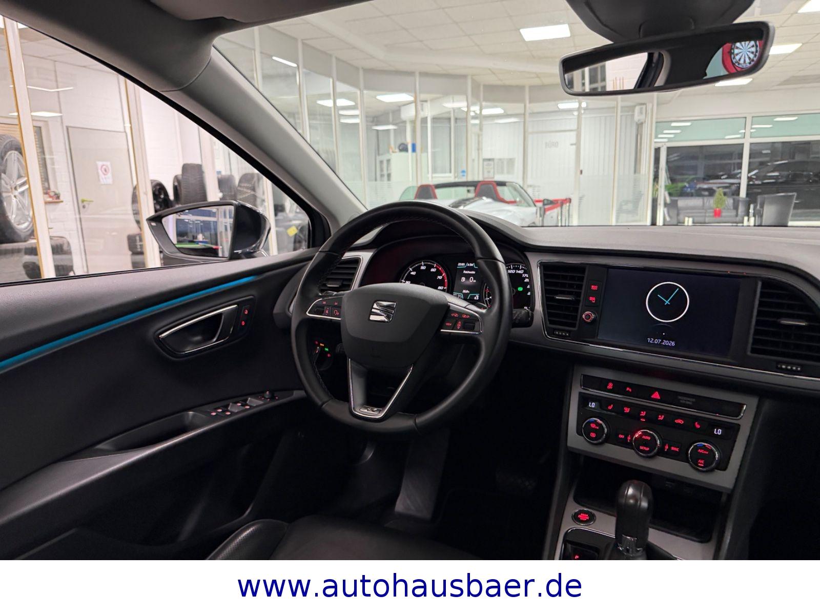 Seat Leon ST Xcellence PANO*VOLL LED SCHEINWERFER