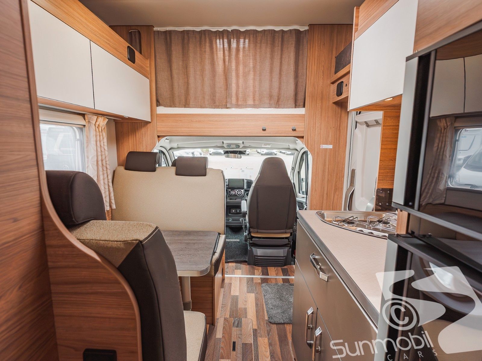 Fahrzeugabbildung Weinsberg CaraHome 650 DG Navi RFK Markise