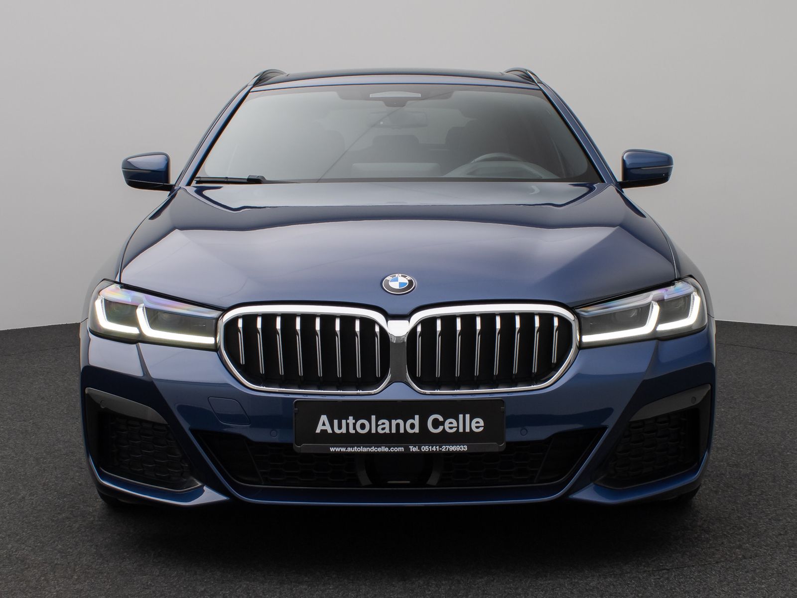 Fahrzeugabbildung BMW 530d M Sport Panorama Kamera Laser HUD DAB H/K