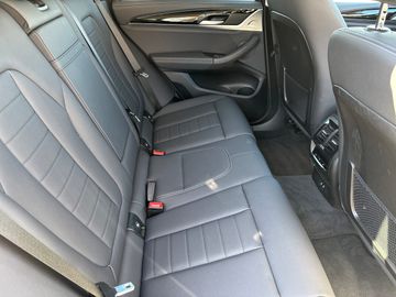 BMW iX3 DAB LED WLAN RFK Parkassistent el. Sitze