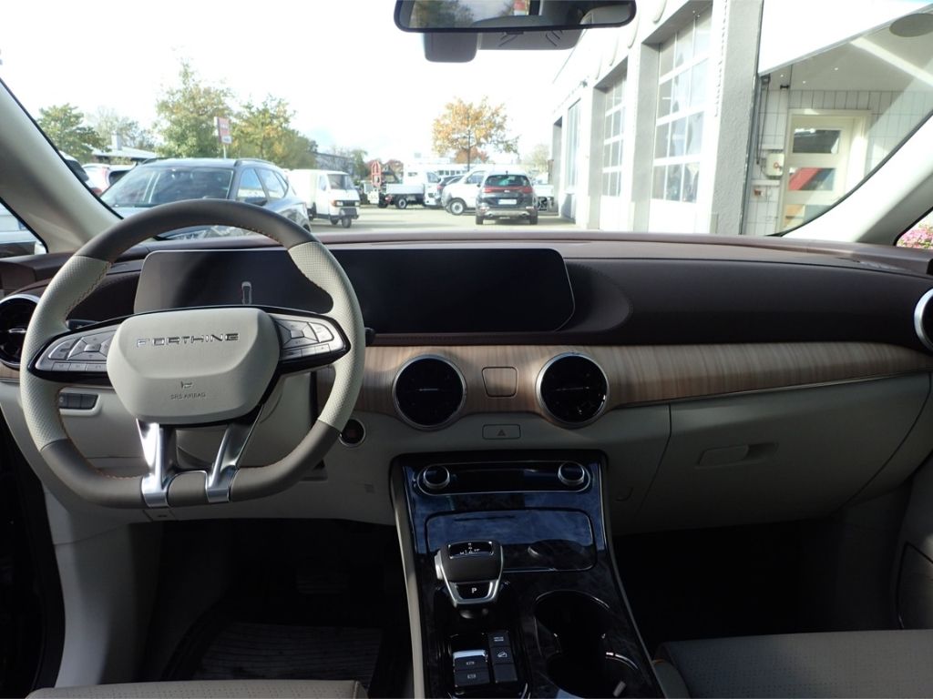 Fahrzeugabbildung DFSK Forthing 4 U Tour Noble 1,5T 7Sitzer Shz Pano LE