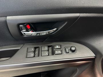 Suzuki S-Cross 1.4 Comfort Automatik LED SH Kamera Navi
