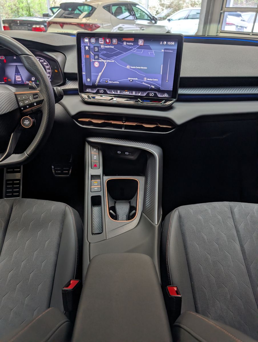 Immagine del veicolo CUPRA Terramar 1.5 eTSI Pacchetto Sennheiser Edge HUD 19 pollici