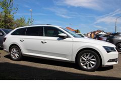 Fahrzeugabbildung Skoda Superb Ambition*Navi*AppConnect!*Winterpaket*Xen