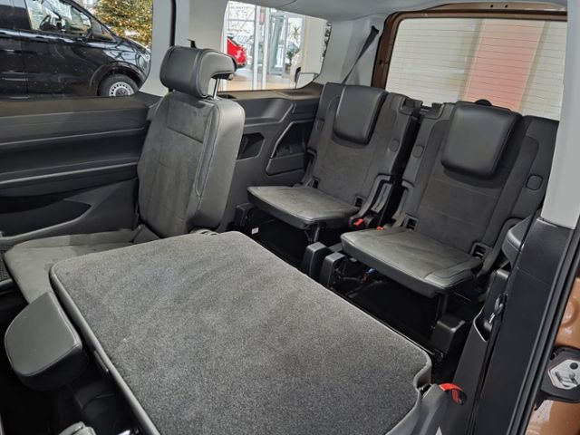 Caddy Maxi Style 1.5 TSI DSG LED AHK STH 7SITZ 4