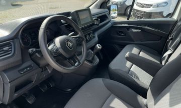 Renault Trafic - 8