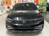 Volkswagen Passat Variant Alltrack 4Motion Matrix AHK Pano - Volkswagen Passat Variant: Allradantrieb